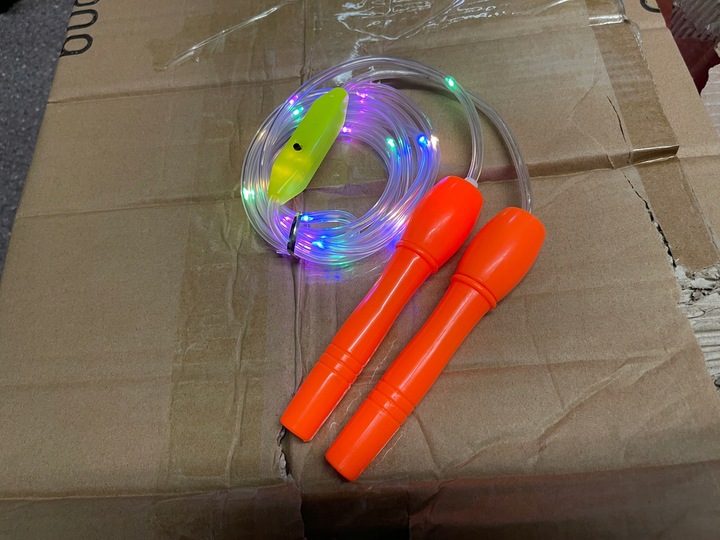 Skakanka LED świecąca z diodami LED 3 tryby 2,5m