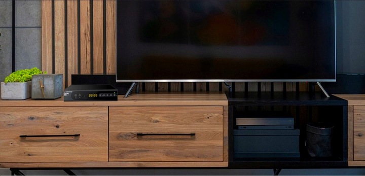 DEKODER TUNER TV NAZIEMNEJ HD DVB-T2 HEVC H.265 WYŚWIETLACZ + PILOT