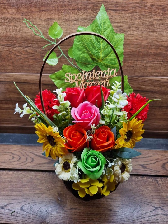 Bukiet kosz upominkowy kwiaty mydlane PACHNĄCE