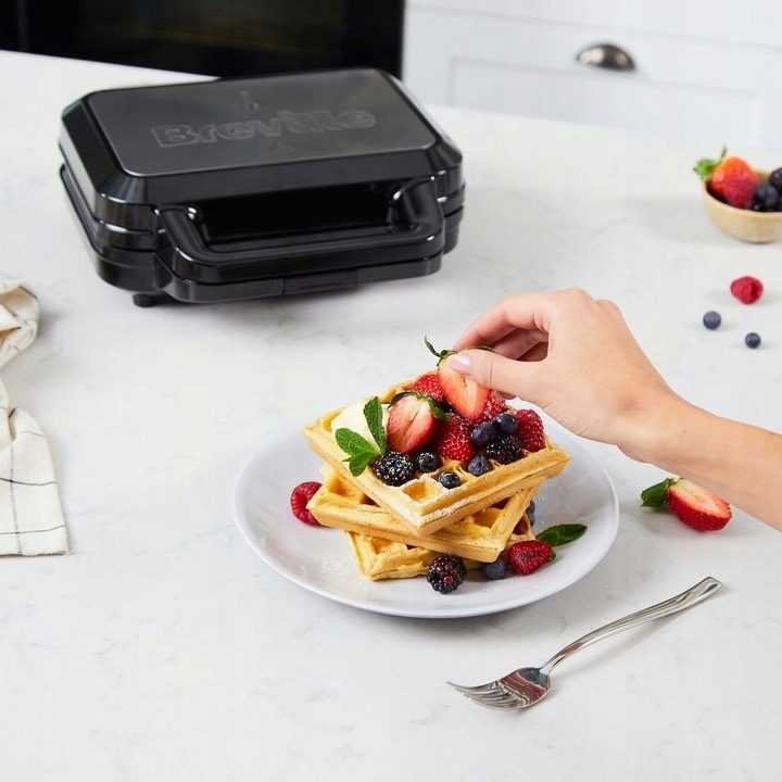 Opiekacz do kanapek Gofrownica Panini Tosty Grill Breville wkłady 3w1