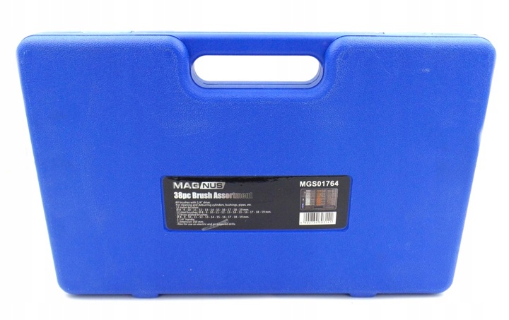 Zestaw szczotek do gniazd wtryskiwaczy i świec