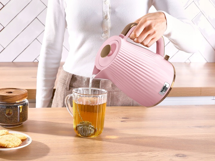 Czajnik elektryczny bezprzewodowy TEFAL Loft KO2517 2400 W różowy