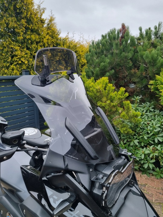 DEFLEKTOR UNIWERSALNY OWIEWKA SZYBKA USTAWIANY CLIP ON 30x13 CM 20764H