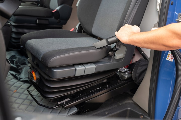 ODKURZACZ PRZEMYSŁOWY BEZWORKOWY GNIAZDO Z OTRZĄSACZEM PYŁU GIPSU