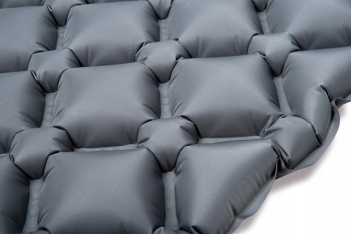 MATERAC TURYSTYCZNY TREKKINGOWY BESTIF DMUCHANY MATA ULTRALEKKI POKROWIEC