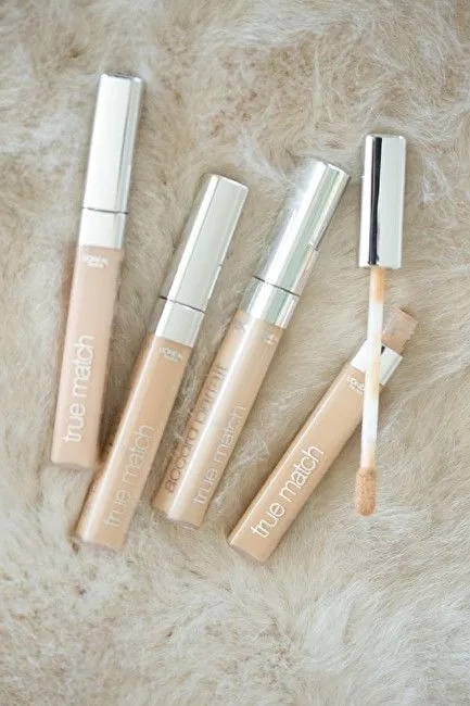 Korektor z aplikatorem kryjący L'Oréal Paris True Match Ivory 6,8 ml