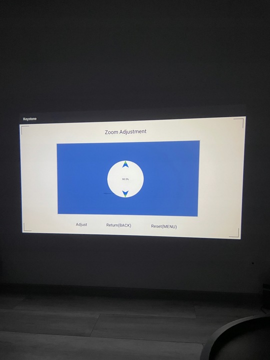 PROJEKTOR RZUTNIK ANDROID SMART TV WIFI FULL HD 7000lm 400 ANSI LED BT