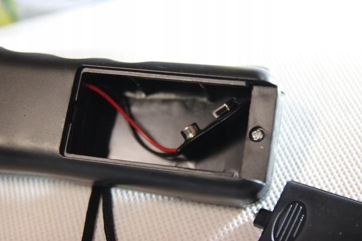 Odstraszacz Psów Ultradźwiękowy Głośny Mocny 130dB MP036 3w1 LED