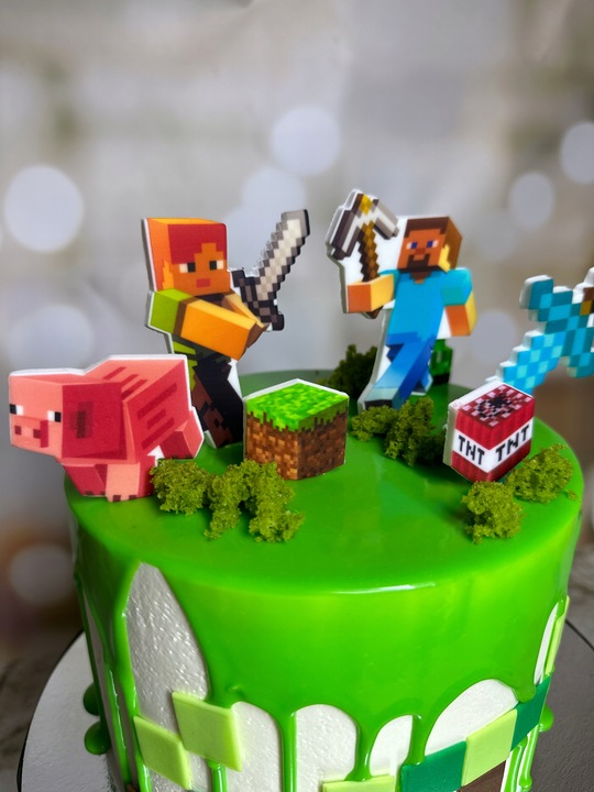 Zestaw do dekoracji tortu na masie cukrowej MINECRAFT Figurki na tort 21el.
