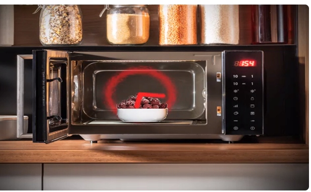 KUCHENKA MIKROFALOWA MIKROFALÓWKA AMMF 20M1S AMICA 700W SREBRNA 20L INOX