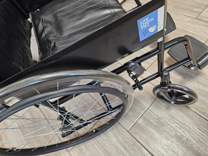 Wózek inwalidzki stalowy KJT811E 15,5 kg Cena bez refundacji