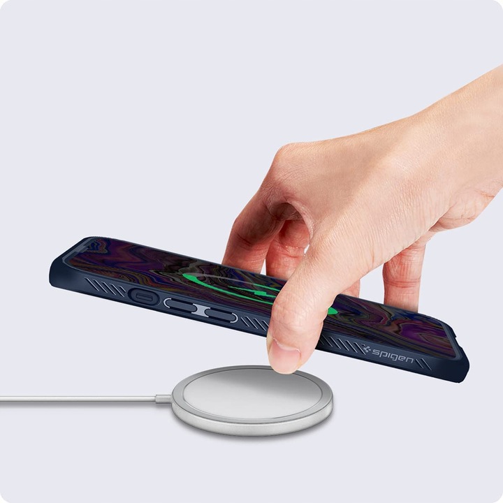 Etui Spigen do iPhone 13, case obudowa pokrowiec