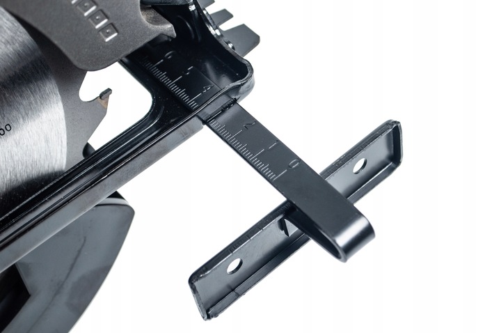 Pilarka tarczowa piła tarczowa do drewna z laserem i prowadnicą