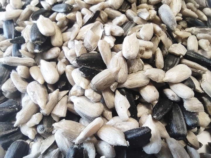 Słonecznik dla ptaków 90% łuskany 25kg, karma