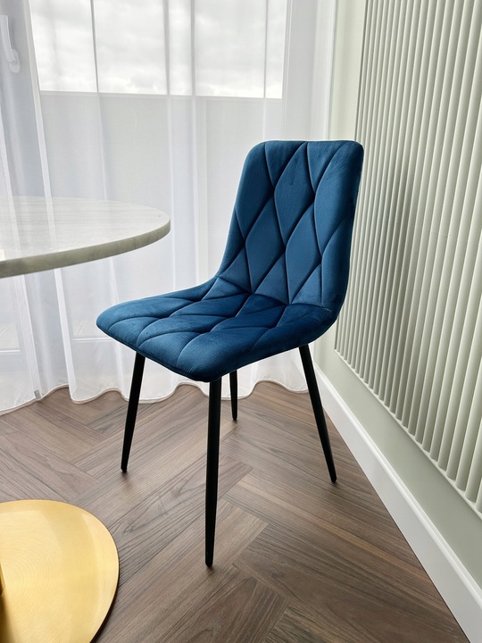 Krzesło Welurowe Loftowe Tapicerowane Pikowane Nowoczesne Do Jadalni