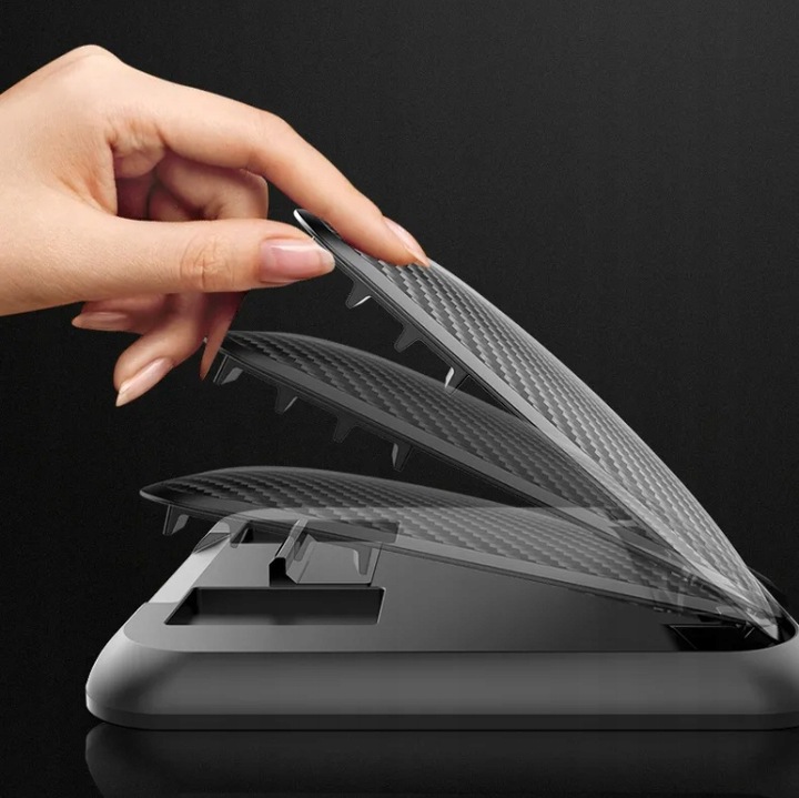 UCHWYT SAMOCHODOWY NA TELEFON NA KOKPIT DESKĘ DO SAMOCHODU