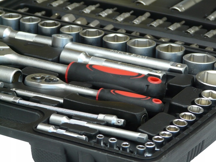 ZESTAW KLUCZY NASADOWYCH KLUCZE NASADOWE TORX 108 SZTUK NASADKI WALIZKA 108