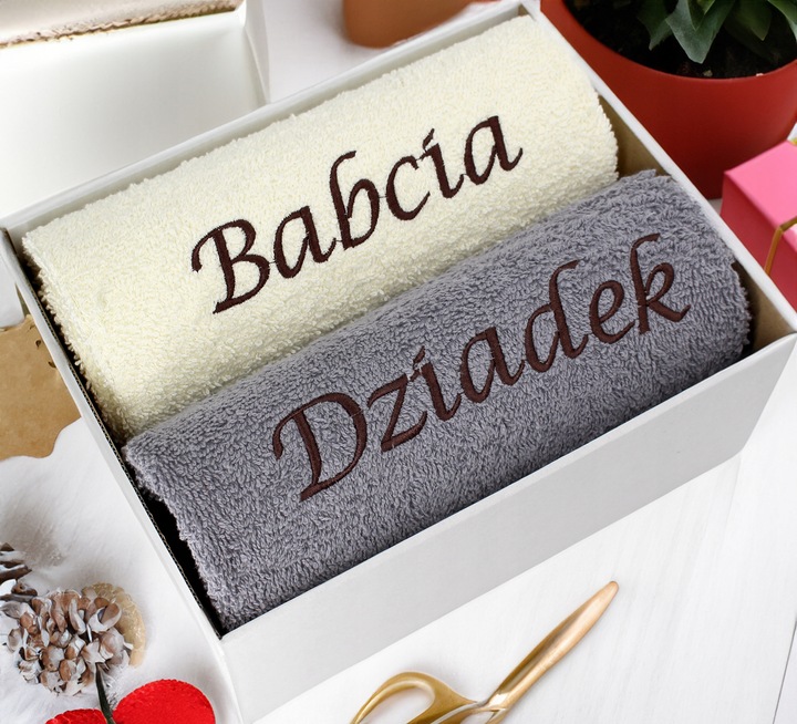 KOMPLET GRUBYCH RĘCZNIKÓW Z HAFTEM PREZENT DZIEŃ BABCI DZIADKA ZESTAW