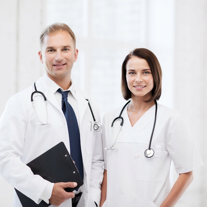 FARTUCH LABORATORYJNY Fartuch Prosektoryjny Kieszenie Biały Unisex S