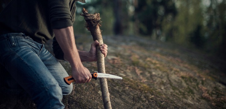 FISKARS Xtract Piła ręczna do drewna - ogrodowa składana SW73 35 cm