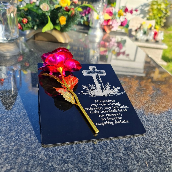 ZNICZ na cmentarz RÓŻA Ozdoba DEKORACJA na grób GRAWEROWANY podstawka