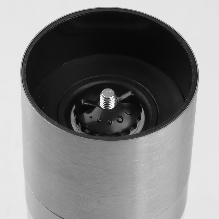 MŁYNEK RĘCZNY DO SOLI i PIEPRZU STALOW MŁYNEK KARL HAUSMANN