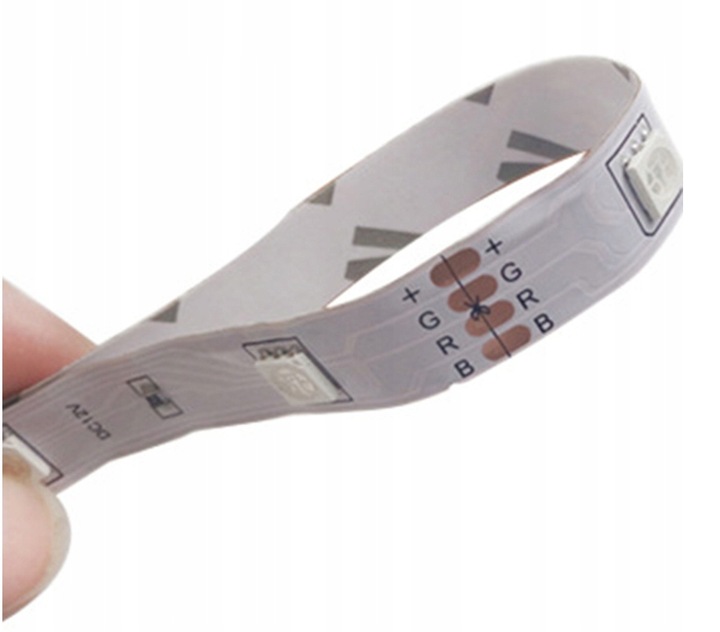 Taśma LED z pilotem zdalnego sterowania zasilana baterią 3m