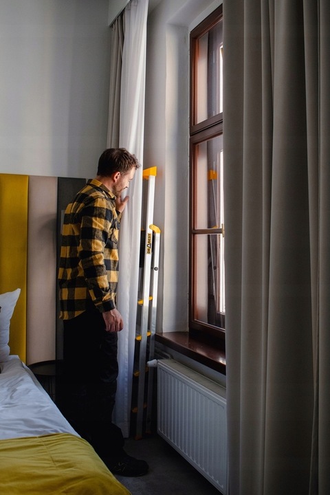 Drabina aluminiowa domowa PÓŁKA 5 stopniowa SZEROKIE stopnie DRABEST