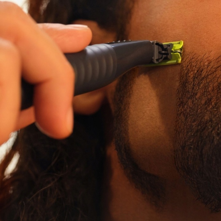 GOLARKA PHILIPS ONEBLADE TRYMER MASZYNKA DO GOLENIA REGULOWANA NASADKA