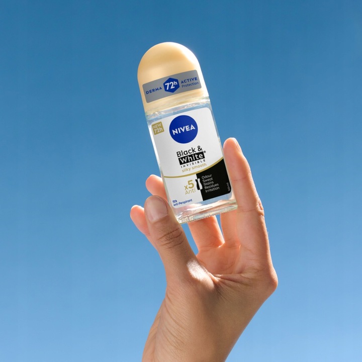 NIVEA Black&White Invisible Silky Smooth Antyperspirant roll-on 4 x 50 ml