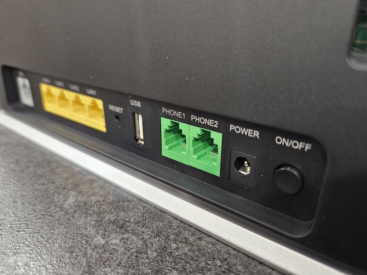 Router HUAWEI HA35-22 karta SIM 4G LTE ADSL VDSL WIFI 2,4/5 AC1200 4xGE USB