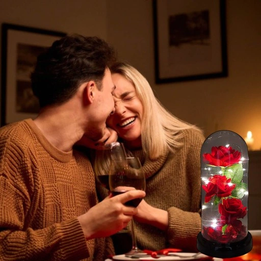 WIECZNA RÓŻA W SZKLE W KOPULE ŚWIECĄCA NA WALENTYNKI LED PREZENT PUDEŁKO