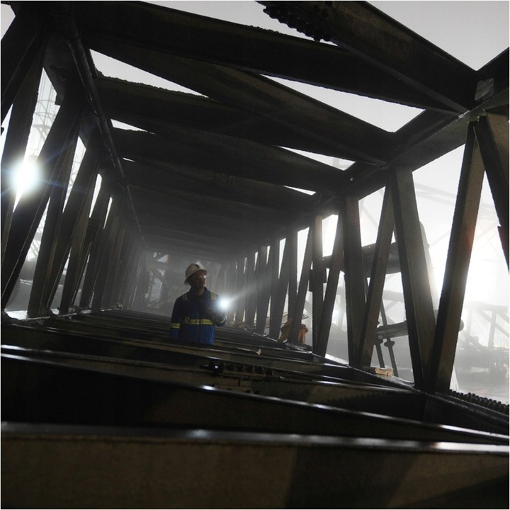 Latarka diodowa Fenix C7 3000lm 470m USB-C + Akumulator + Dodatki