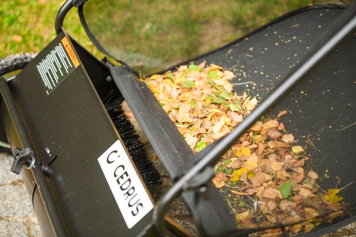 CEDRUS SP31110 ZBIERACZ ZAMIATARKA DO TRAWY LIŚCI Z KOSZEM 66cm