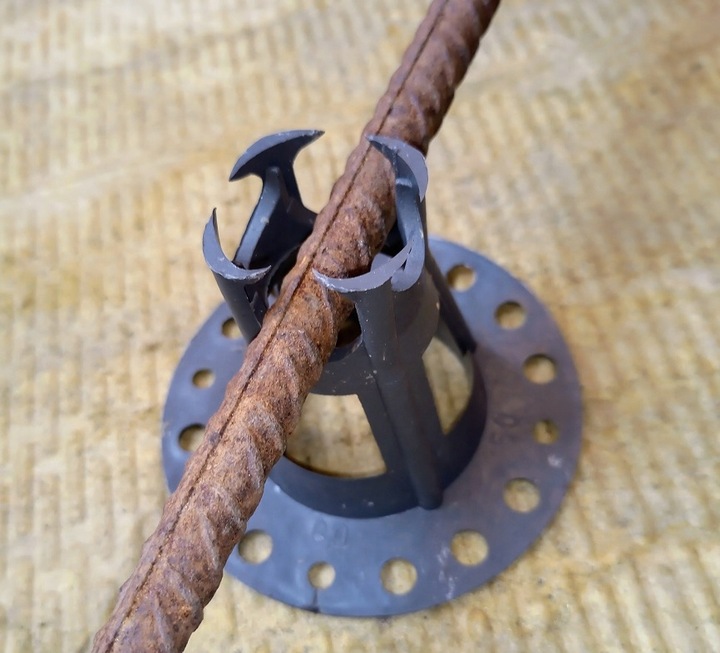 PODKŁADKI POD ZBROJENIE PIASEK STYROPIAN 50/60 mm dystanse miękkie podłoże