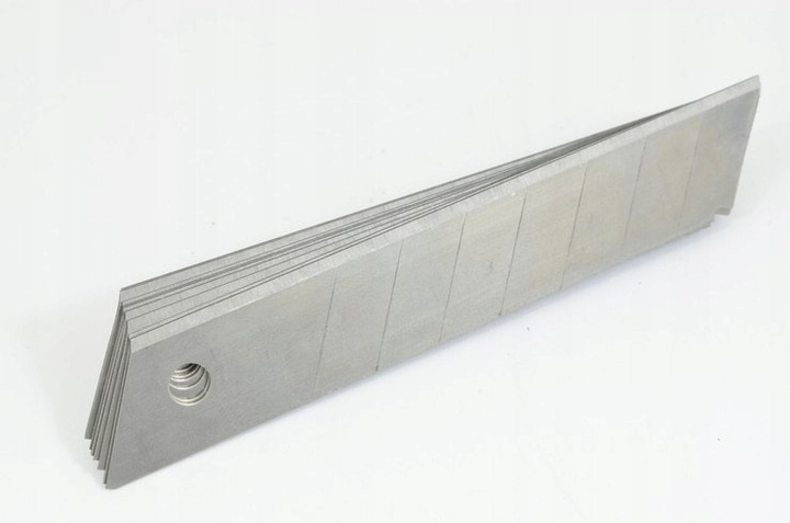 OSTRZA 18mm 100 sztuk Wymienne do nożyków wkłady