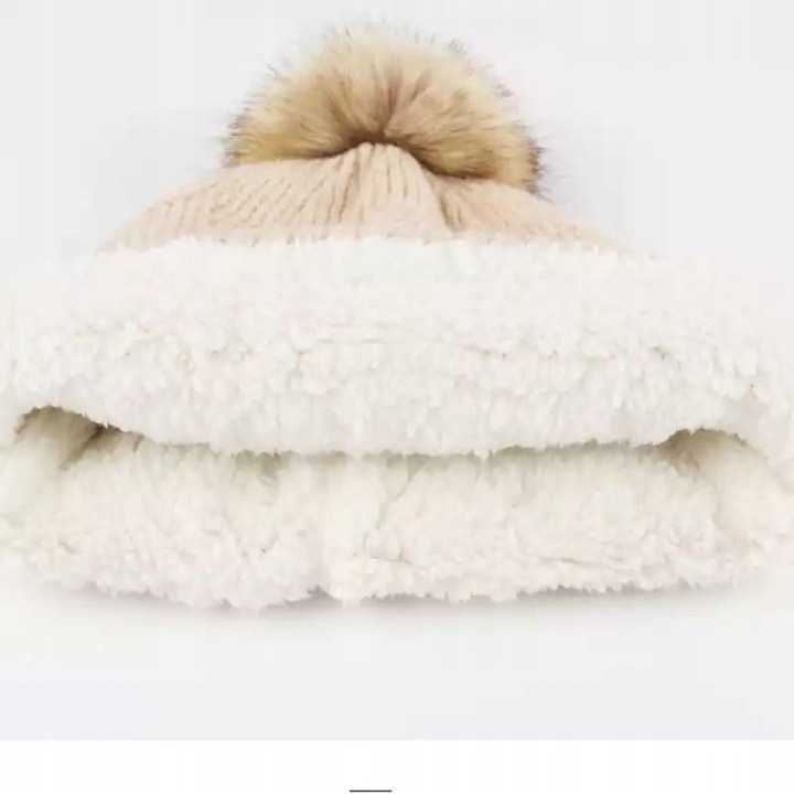 Komplet czapka ocieplana pompon szalik rękawiczki dotykowe do telefonu