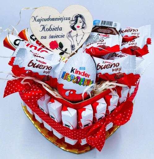 Tort KINDER Box Kosz Prezentowy Urodziny Prezent na Dzień Babci i Dziadka