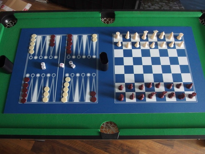 MULTI STÓŁ DO GIER 12w1 PIŁKARZYKI PING PONG