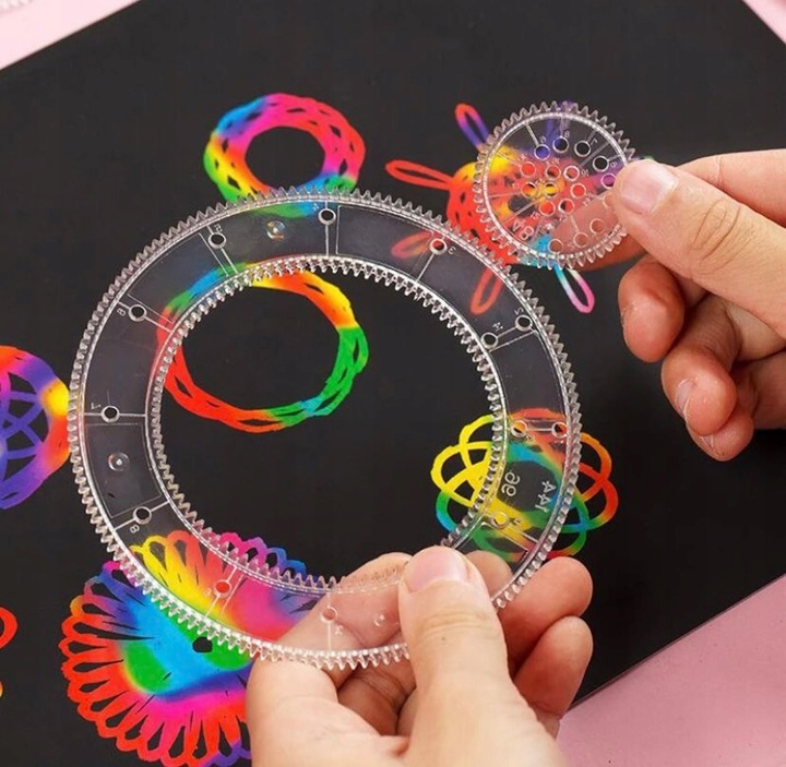 SPIROGRAF KREATYWNY ZESTAW DO RYSOWANIA WZORÓW XXL SZABLONY PISAKI KARTKI