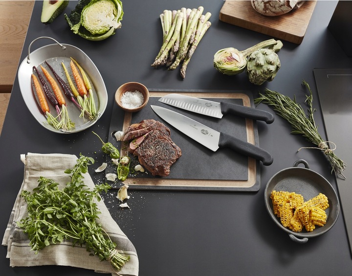 Victorinox 5.2533.21, nóż do pieczywa, ostrze ząbkowane 21 cm, Fibrox