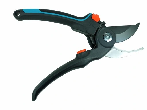 GARDENA 8905 Sekator do gałęzi do 24mm z regulacją do dużych i małych