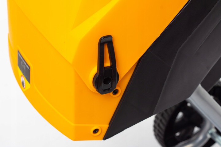 ROZDRABNIACZ ELEKTRYCZNY GŁADKOLUFOWY RĘBAK DO GAŁĘZI RIWALL RES 2545