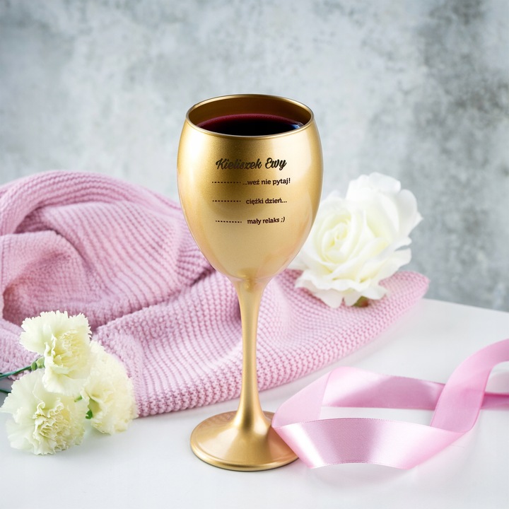 KIELISZEK Z GRAWEREM ZŁOTY PREZENT DLA NIEJ NA URODZINY 18 20 30 40 50