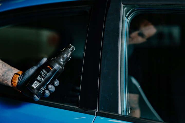 ADBL Blackouter Dressing Czernidło Do Plastików Zewnętrznych Odnawia Kolor