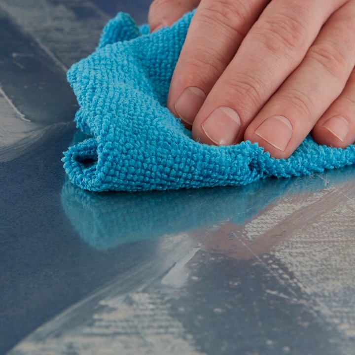 TESA Środek zmywacz w sprayu do usuwania kleju etykiet naklejek taśmy 200ml