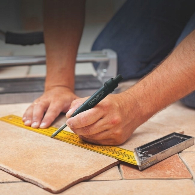 OŁÓWEK LYRA TECHNICZNY DRY PROFI FILA