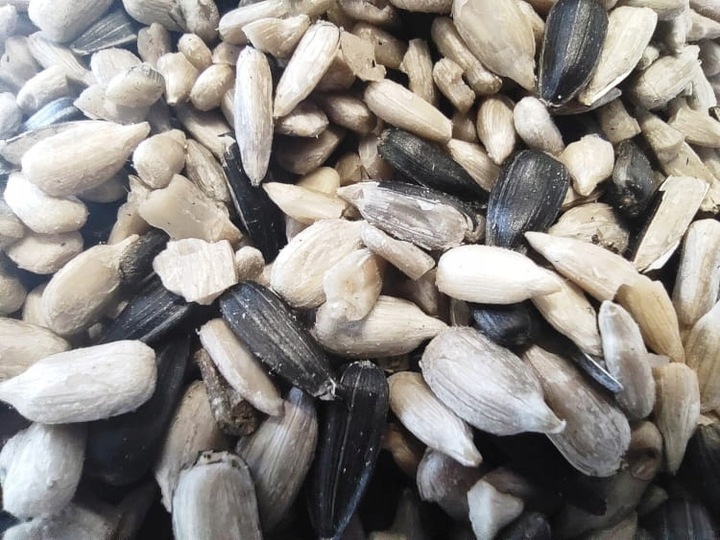 Słonecznik dla ptaków 90% łuskany 25kg, karma