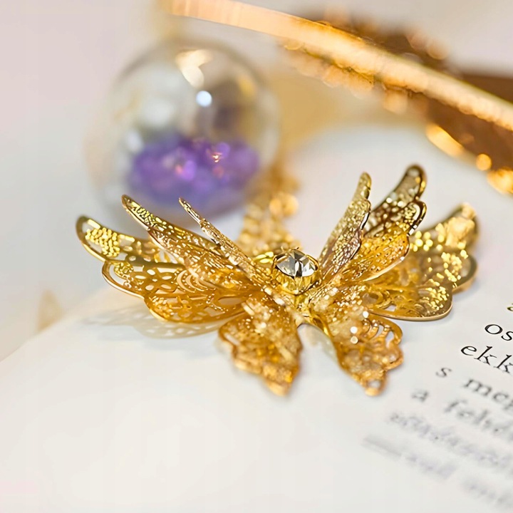 PREZENT DLA NAUCZYCIELA WYCHOWAWCY NA ZAKOŃCZENIE ROKU WIECZNA RÓŻA W