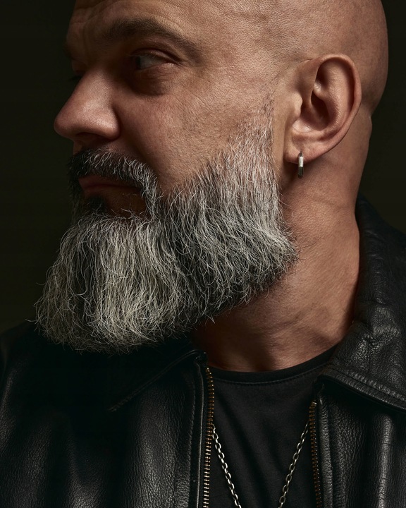 Srebrny kolczyk BRUTAL